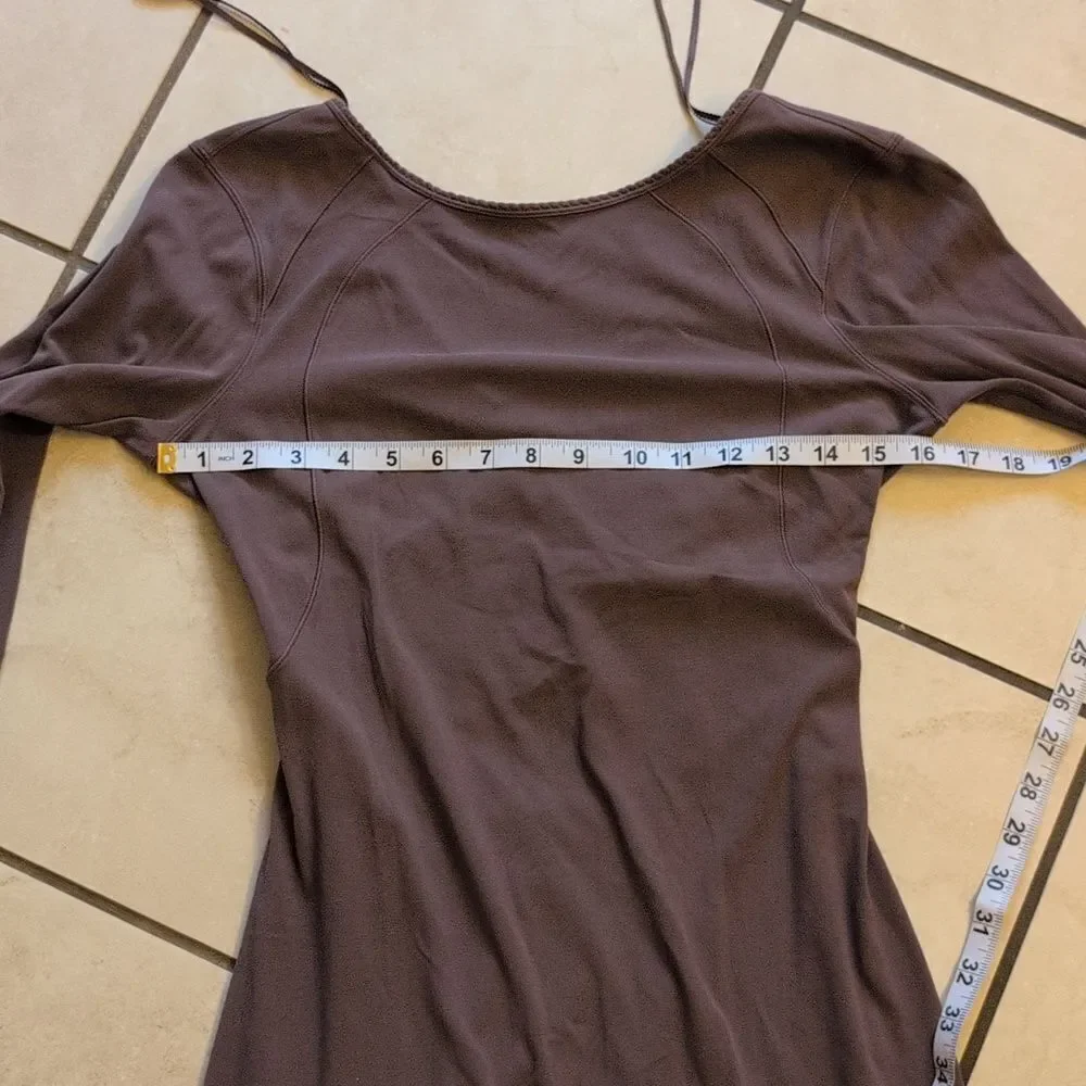 Lululemon Contour Dress Cross Back Nulu Ancient Bark Purple Mauve Size 4